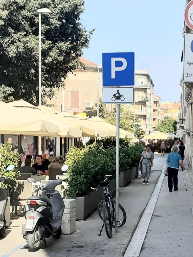 Heart Of Pula Excellent Apartment Luaran gambar
